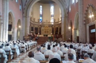 Thumbnail for the post titled: UNA CHIESA CHE CAMMINA INSIEME: il Sinodo della chiesa /(2021-2023)